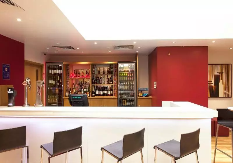 Fotos del hotel Travelodge London Central Southwark:  22