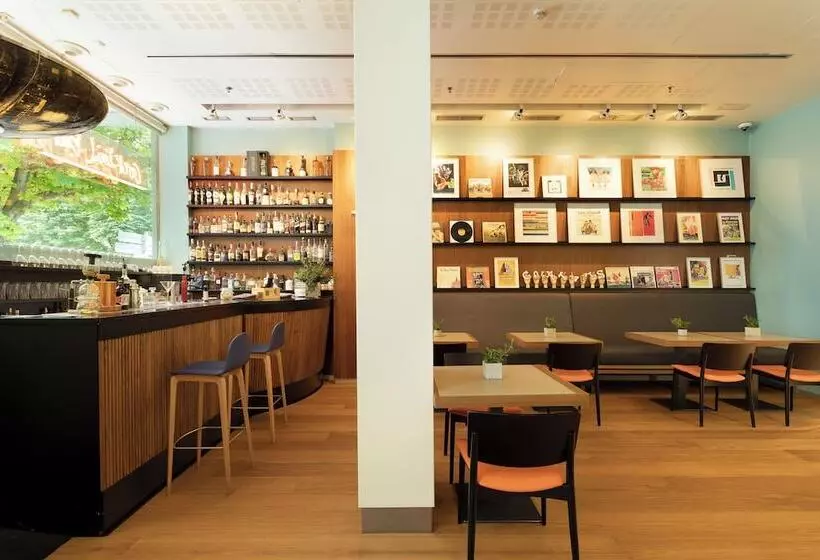 Fotos del hotel Zinema7:  4