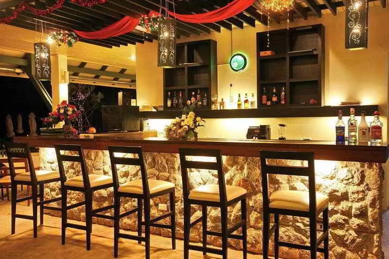 Fotos del hotel Baan Khaolak Beach Resort:  4