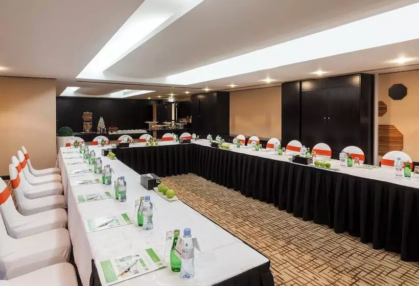 Fotos del hotel Holiday Inn Dubai  Al Barsha, An Ihg:  130
