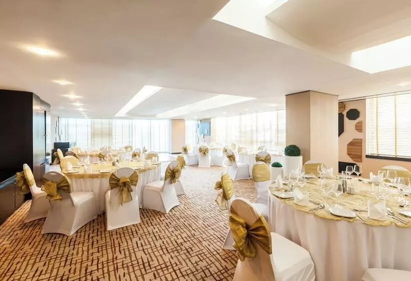 Fotos del hotel Holiday Inn Dubai  Al Barsha, An Ihg:  140