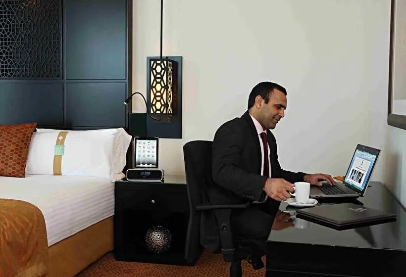 Fotos del hotel Holiday Inn Dubai  Al Barsha, An Ihg:  159