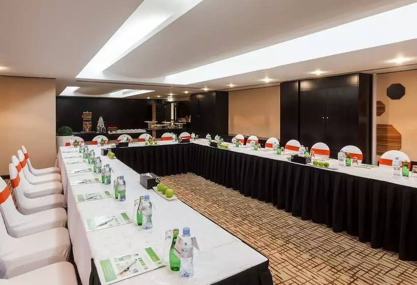 Fotos del hotel Holiday Inn Dubai  Al Barsha, An Ihg:  5