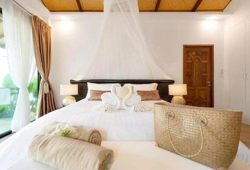 Lanta Palace Resort And Beach Club