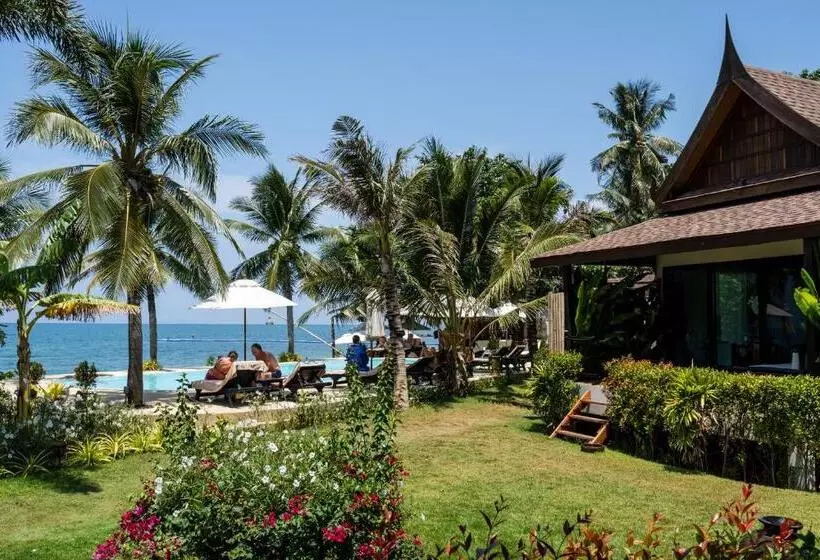 Fotos del hotel Lanta Palace Resort And Beach Club:  17