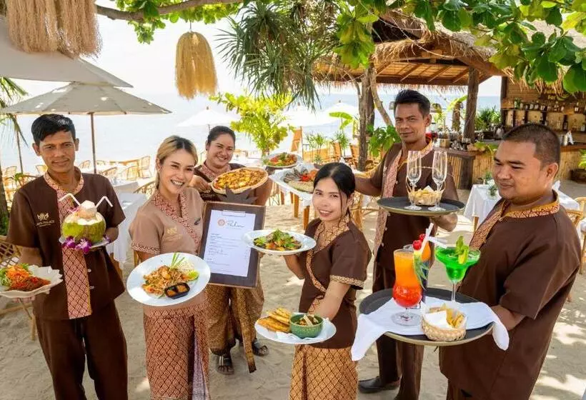 Fotos del hotel Lanta Palace Resort And Beach Club:  18