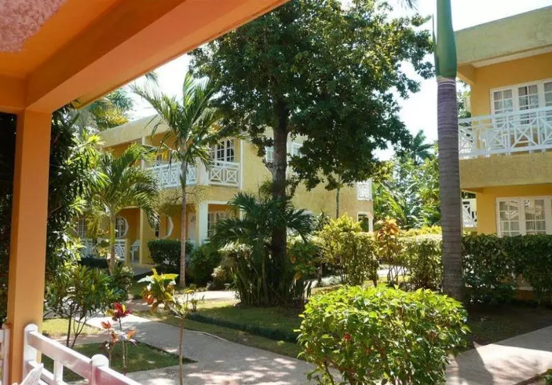 Fotos del hotel Merrils Beach Resorts Lll:  22