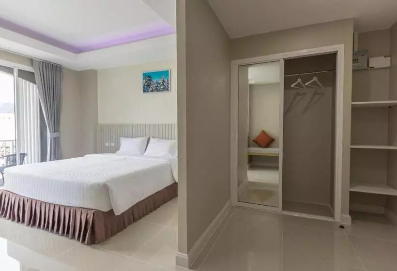 Fotos del hotel The Royal P Phuket  Sha Plus:  11