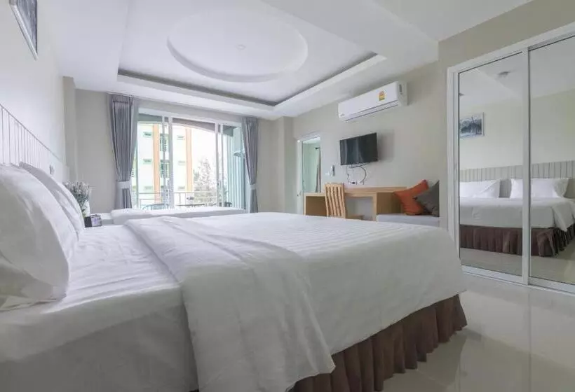 Fotos del hotel The Royal P Phuket  Sha Plus:  13