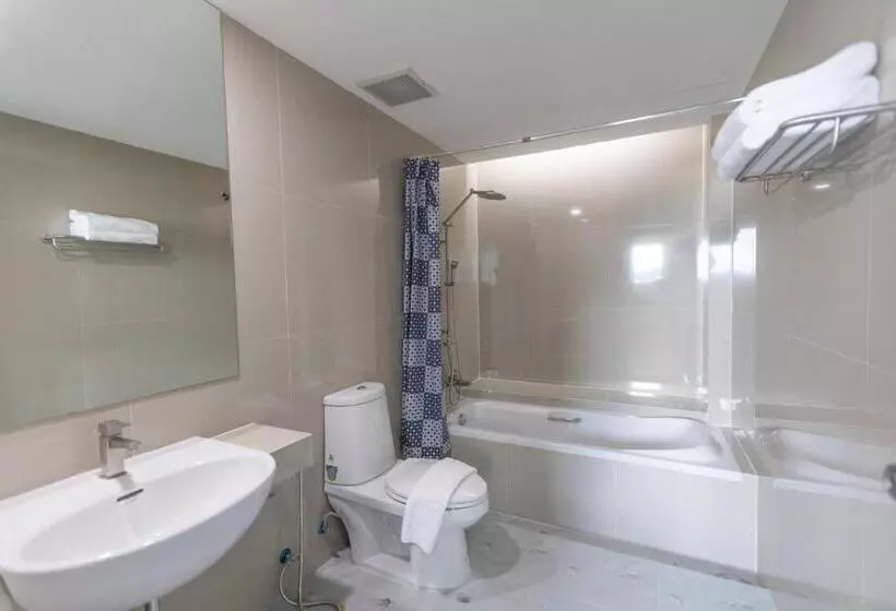 Fotos del hotel The Royal P Phuket  Sha Plus:  6