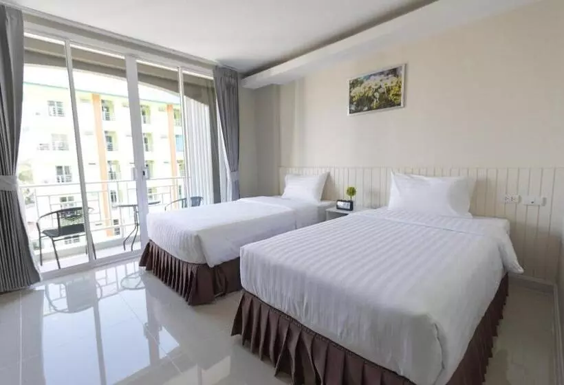 Fotos del hotel The Royal P Phuket  Sha Plus:  12