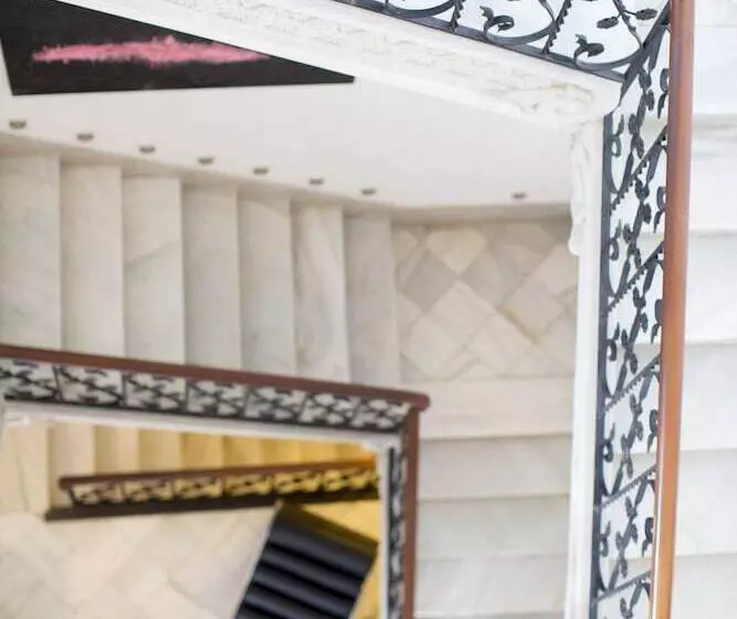 Fotos del hotel L'avenida:  24