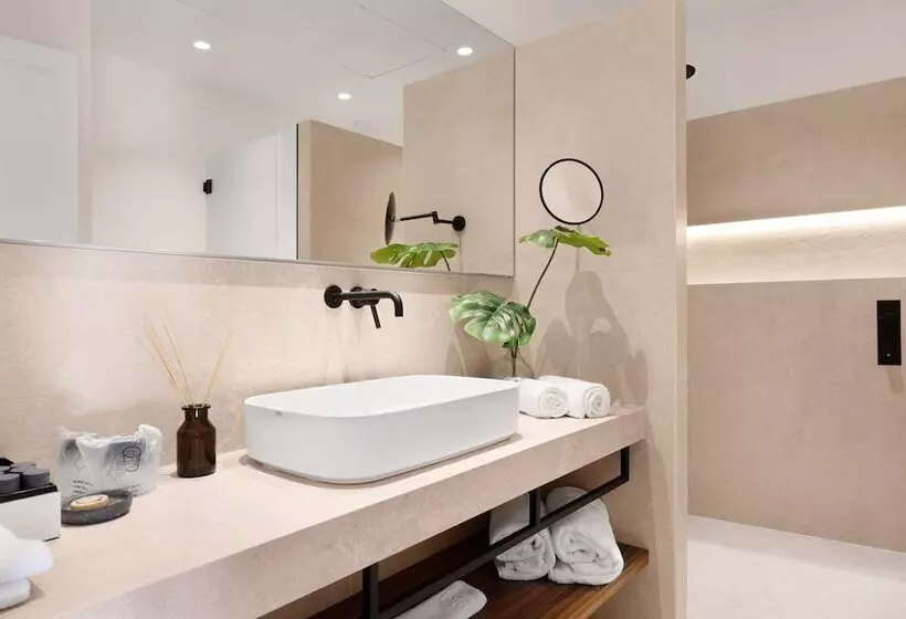 Fotos del hotel L'avenida:  9