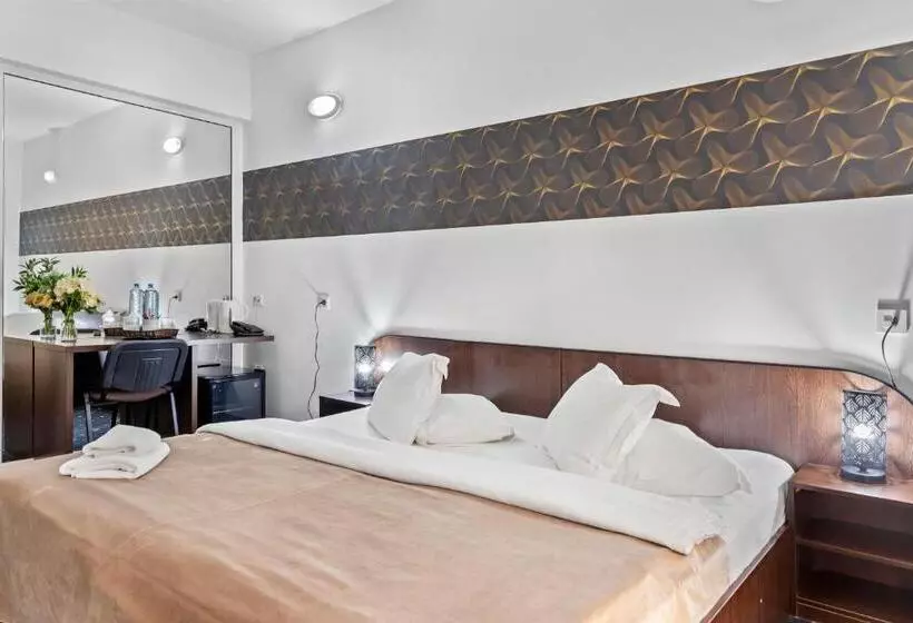 Fotos del hotel Charter Otopeni:  7