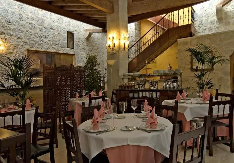 Fotos del hotel Señorio De Olmillos:  10