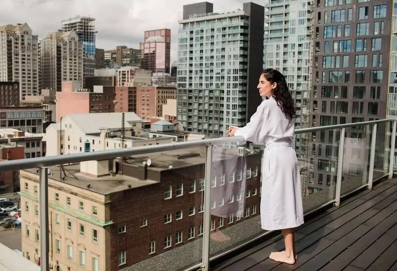 Fotos del hotel Le Crystal Montreal:  9