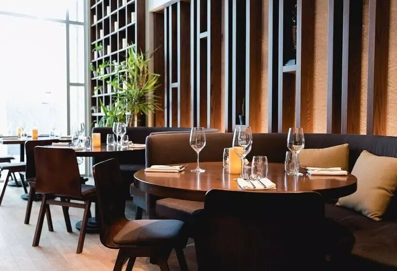 Fotos del hotel Le Crystal Montreal:  12