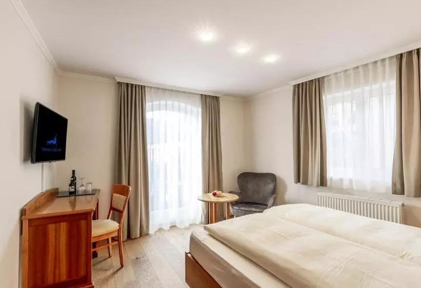 Seeböckenhotel Zum Weißen Hirschen