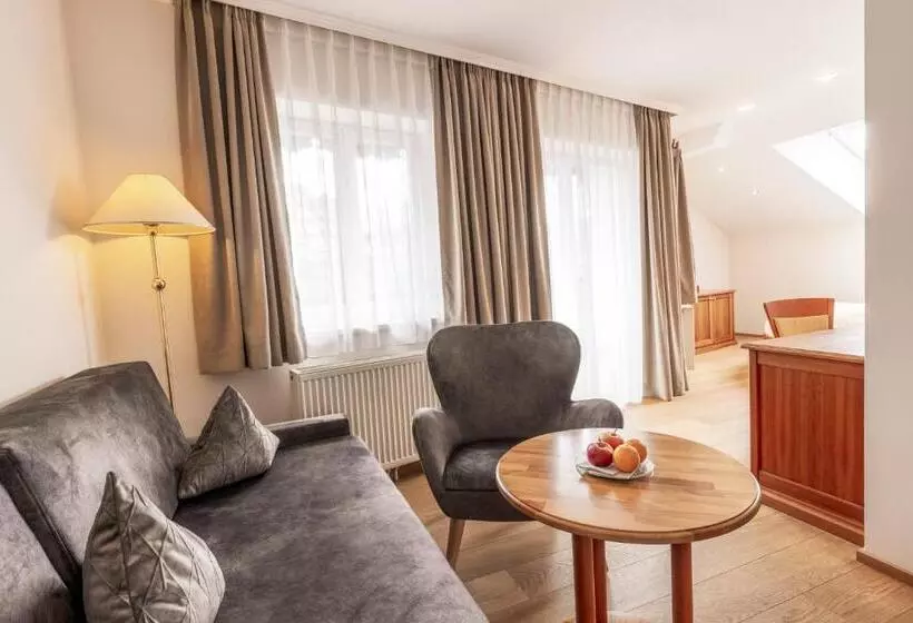 Fotos del hotel Seeböckenhotel Zum Weißen Hirschen:  11