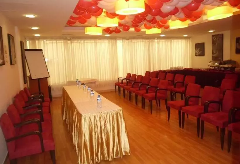 Fotos del hotel Fortune Classic  Apartment, Dubai Airport ,near Dafza Metro Station:  7