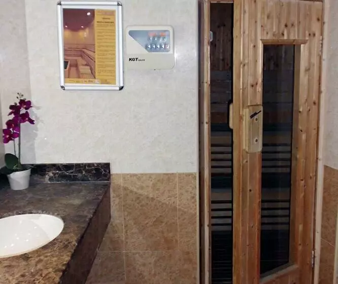 Fotos del hotel Fortune Classic  Apartment, Dubai Airport ,near Dafza Metro Station:  5