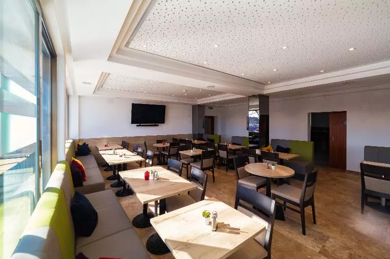 Fotos del hotel Arion Airport:  16