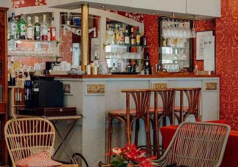 Fotos del hotel Le Grimaldi By Happyculture:  3