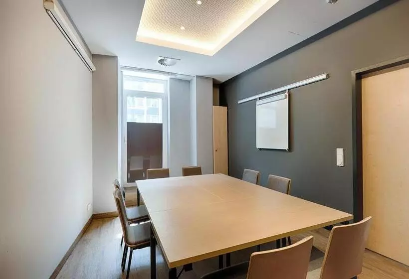 Fotos del hotel Premier Inn Berlin City (Zentrum) West Hotel:  6