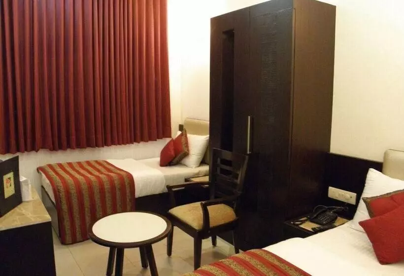 Fotos del hotel Chanchal Continental:  1