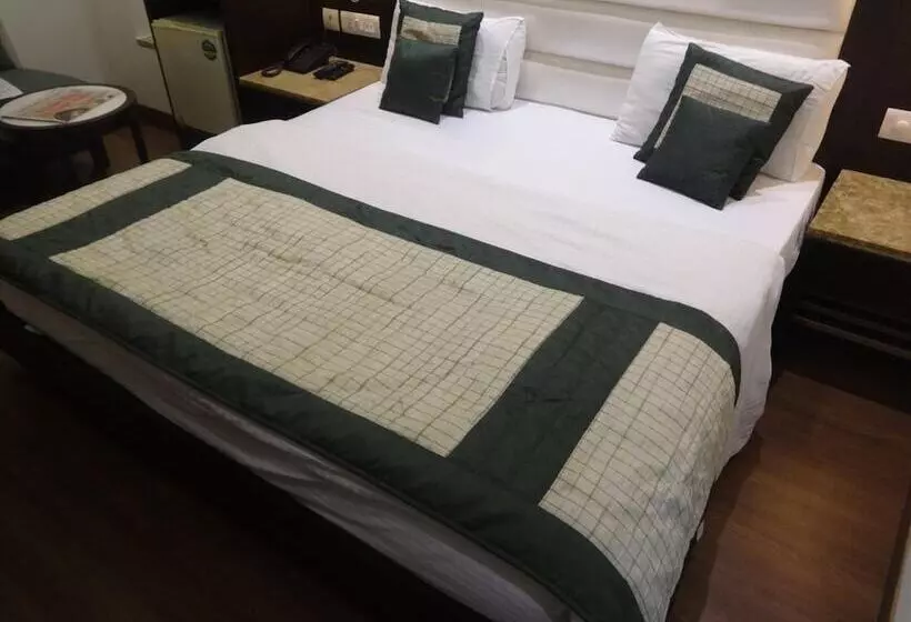 Fotos del hotel Chanchal Continental:  17