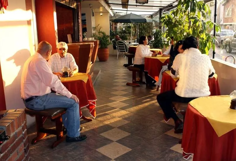 Fotos del hotel Charlies Place:  11