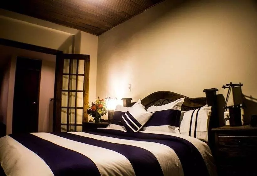 Fotos del hotel Charlies Place:  18