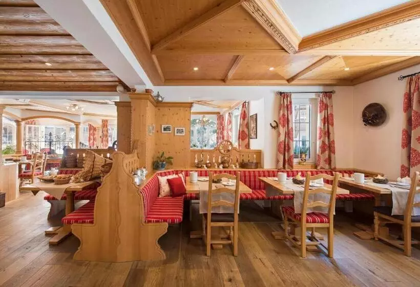 Fotos del hotel Chesa Valese:  16