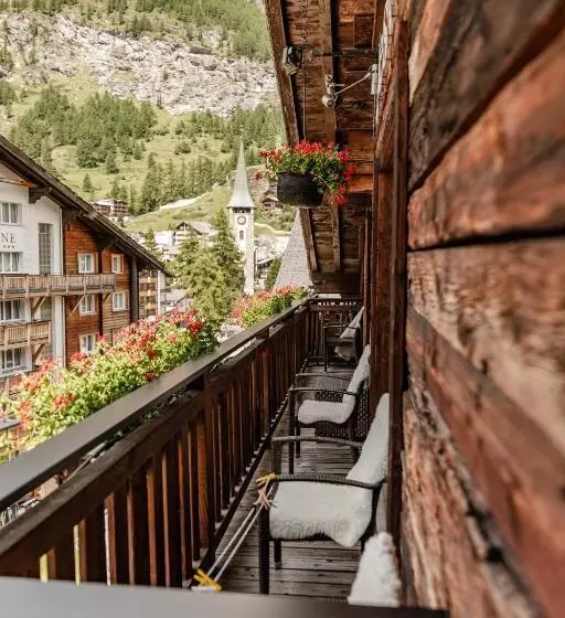 Fotos del hotel Chesa Valese:  6