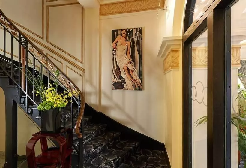 Fotos del hotel Hôtel Raspail Montparnasse:  3