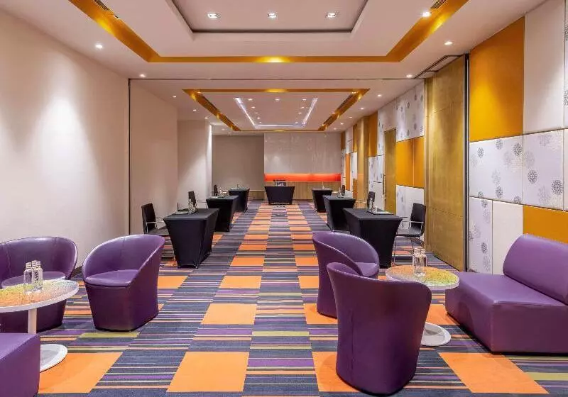 Fotos del hotel Ibis Gurgaon Golf Course Road  An Accor Brand:  17