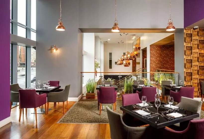 Fotos del hotel Radisson Blu Hotel, Cardiff:  3