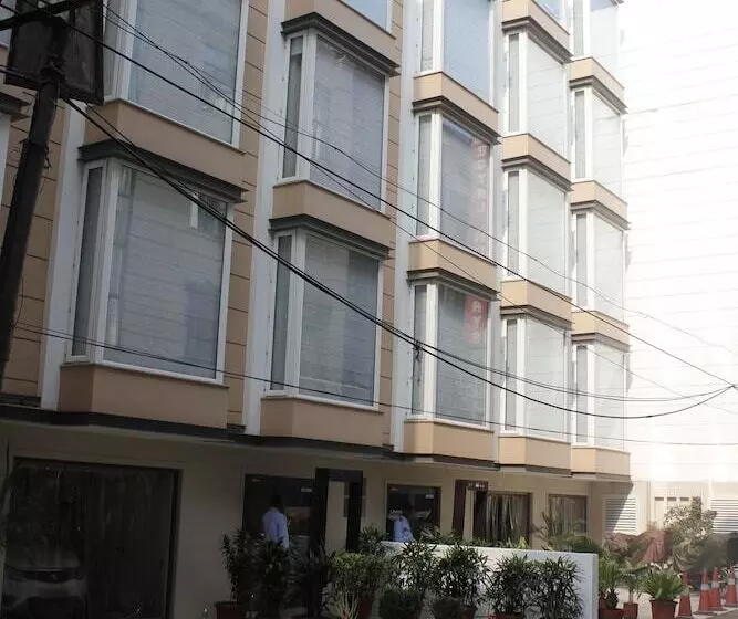 Fotos del hotel Swati Deluxe:  13