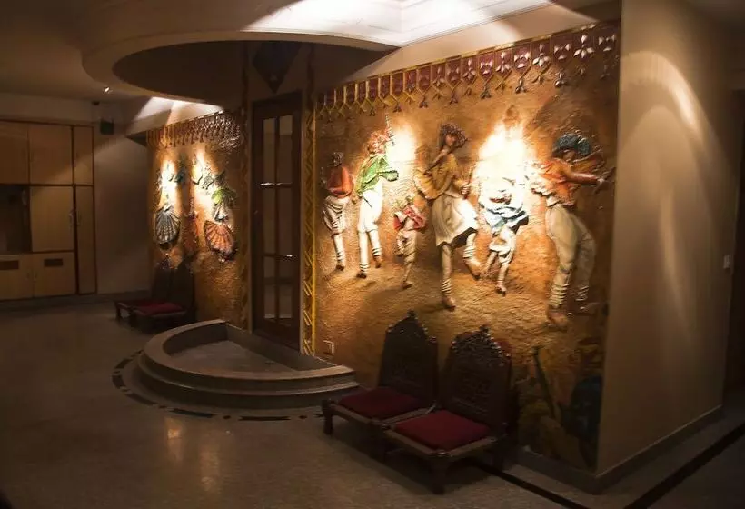 Fotos del hotel Swati Deluxe:  5