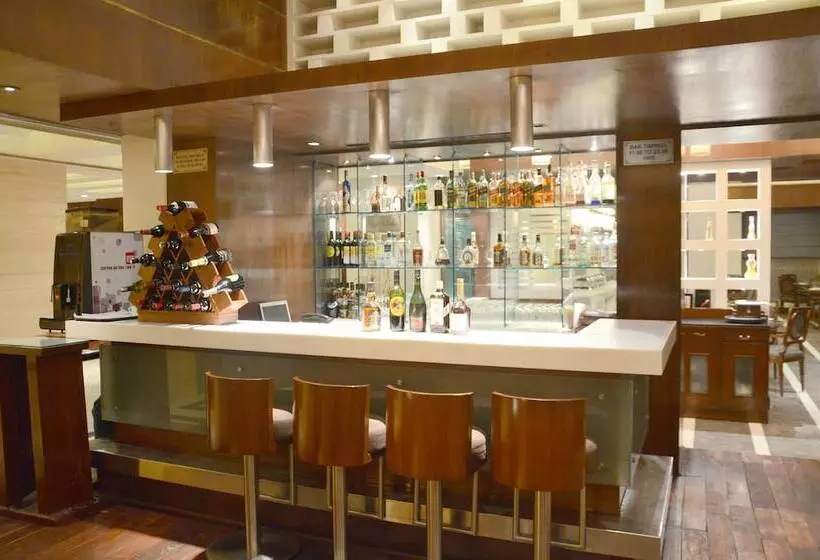 Fotos del hotel The Acura Bmk:  13