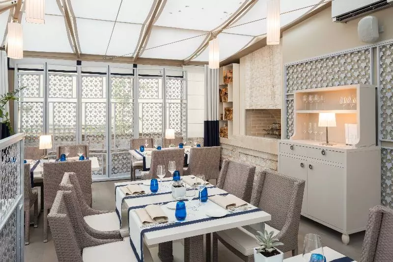 Fotos del hotel Bastion Heritage Hotel - Relais & Châteaux:  14