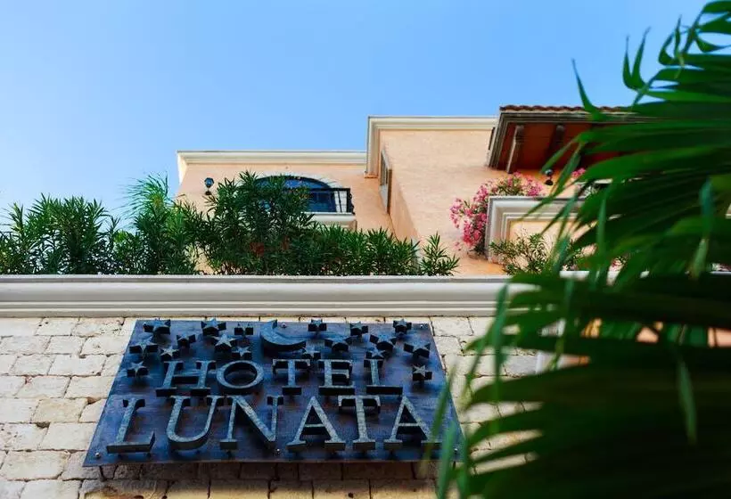 Fotos del hotel Lunata  5th Avenue:  1