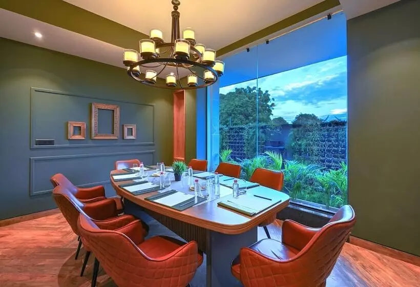 Fotos del hotel Royale Residency:  16