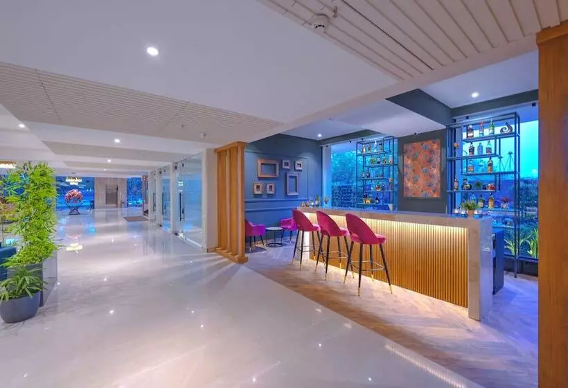 Fotos del hotel Royale Residency:  4