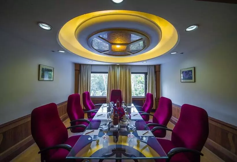 Fotos del hotel The Renai Cochin:  11