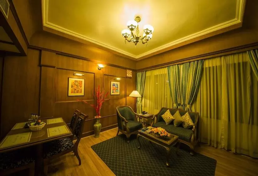 Fotos del hotel The Renai Cochin:  25