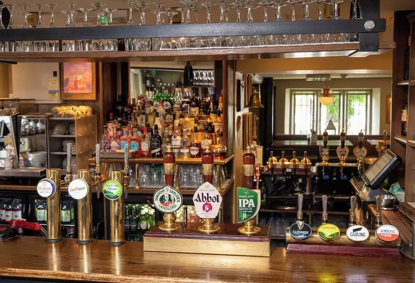 Fotos del hotel Cross Hands  By Greene King Inns:  6