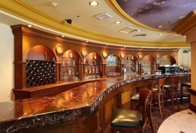 Fotos del hotel Aryaduta Suite Semanggi:  4