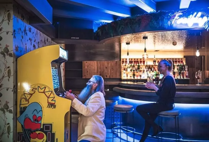 Fotos del hotel Das Falkenstein:  8