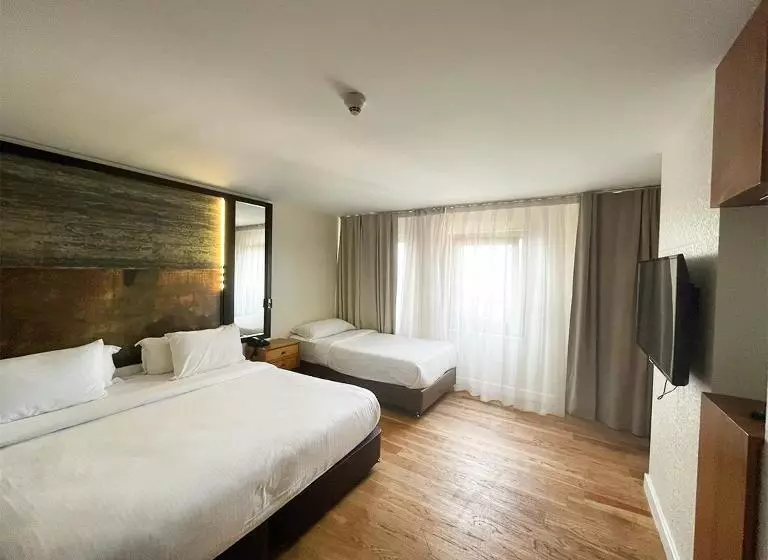 Fotos del hotel Miapera:  8